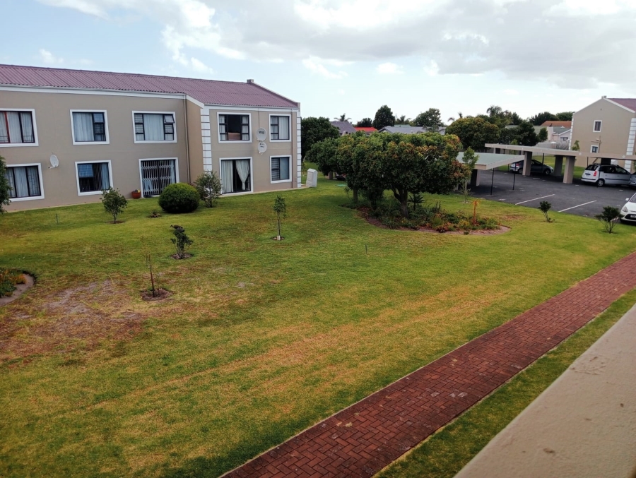 To Let 2 Bedroom Property for Rent in Sandbaai Western Cape